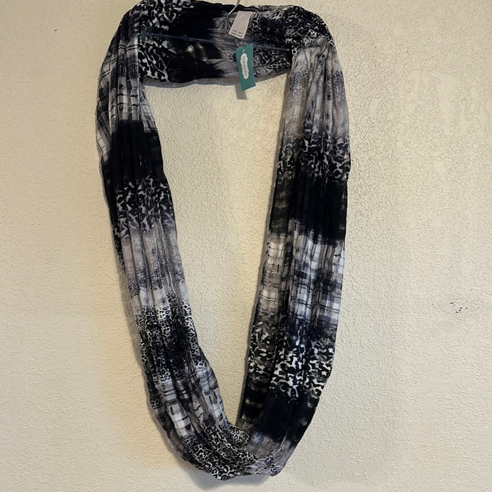 Maurices Black and White Scarf Chic Accessories